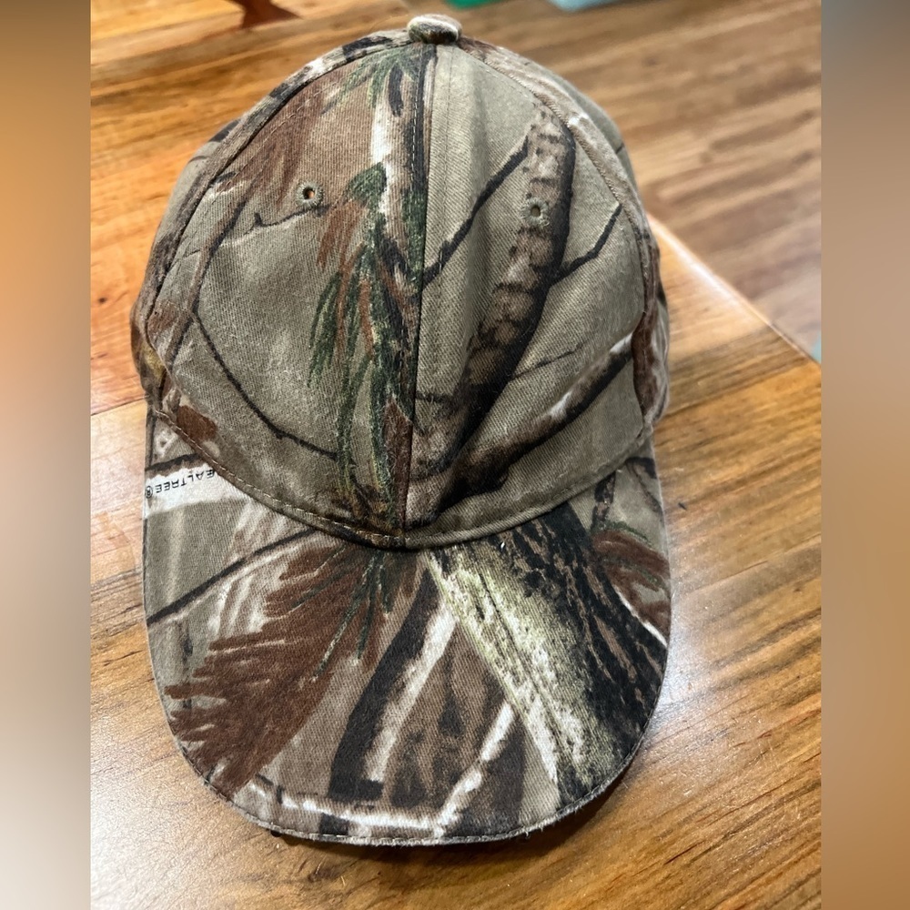 Realtree ball cap in GUC